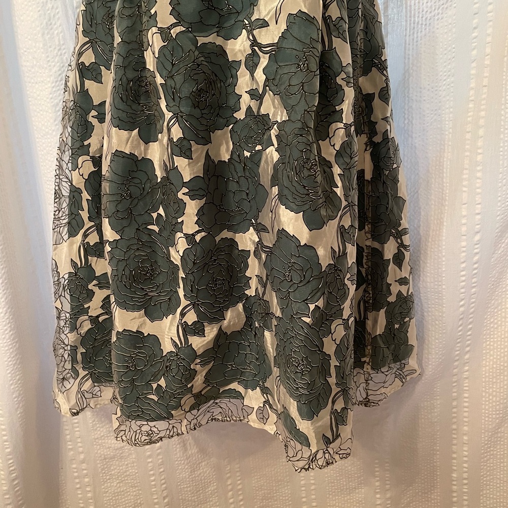 Lace + Mesh Sleeveless Floral Fit-and-Flare Dress Cream/Dark Green size medium - Picture 3 of 14